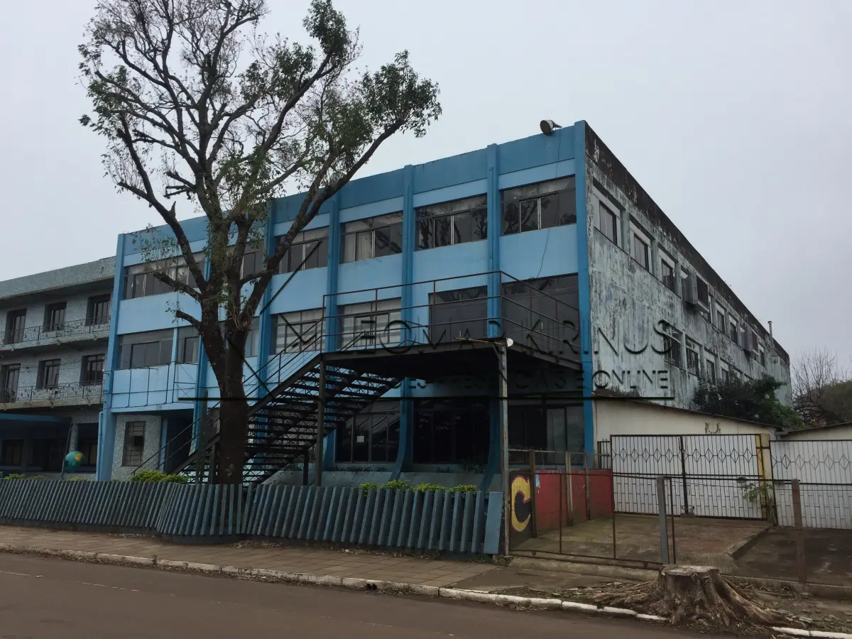 LOTE 001 - IMÓVEL COMERCIAL - SEDE DE CLUBE SOCIAL