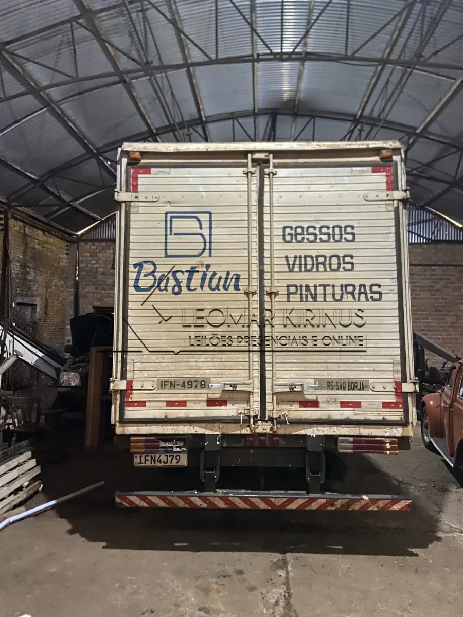 LOTE 000 - FORD F4000