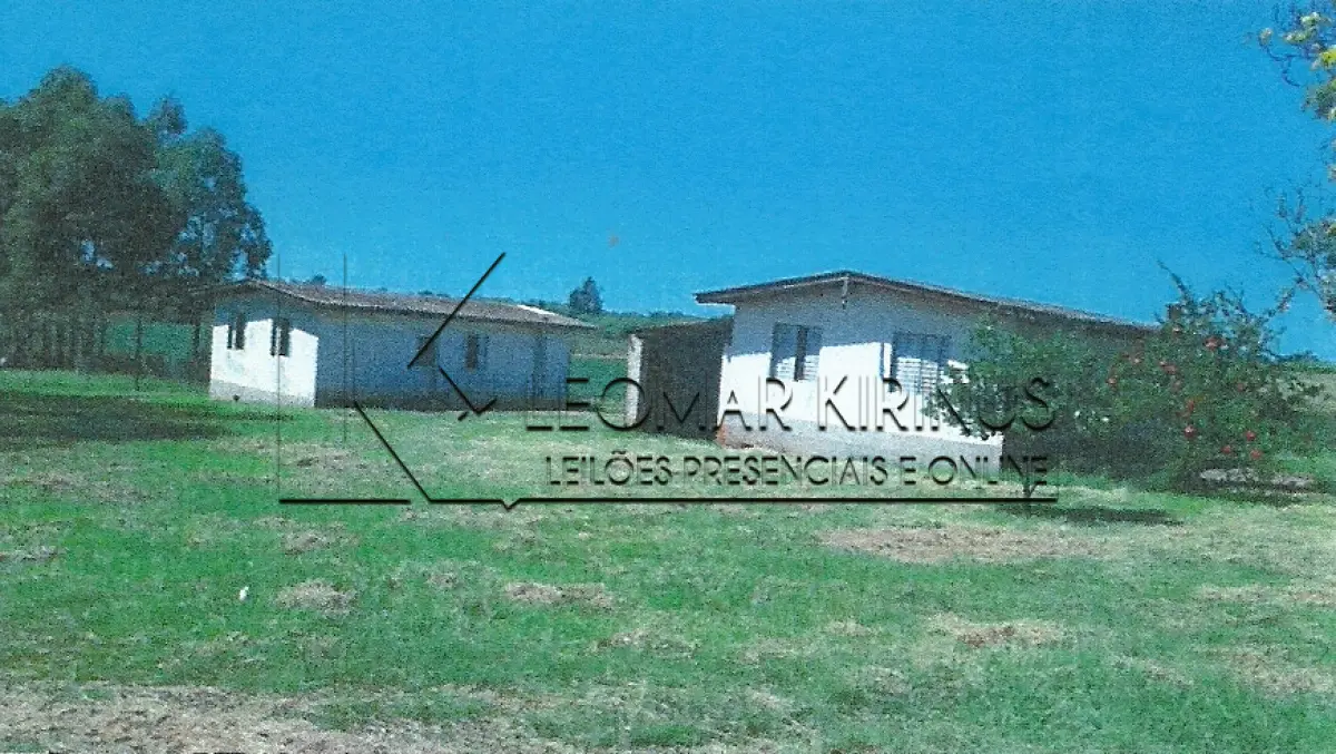 LOTE  - ÁREA DE TERRAS DE 05HA E INSTALAÇÕES DE FRIGORÍFICO