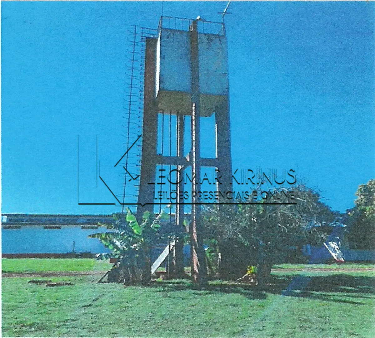 LOTE  - ÁREA DE TERRAS DE 05HA E INSTALAÇÕES DE FRIGORÍFICO