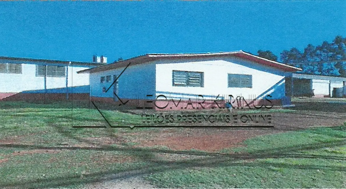 LOTE  - ÁREA DE TERRAS DE 05HA E INSTALAÇÕES DE FRIGORÍFICO