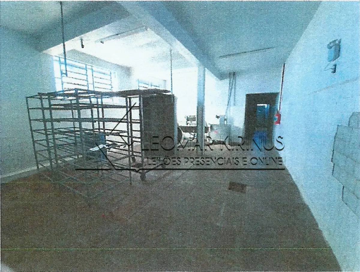 LOTE  - ÁREA DE TERRAS DE 05HA E INSTALAÇÕES DE FRIGORÍFICO