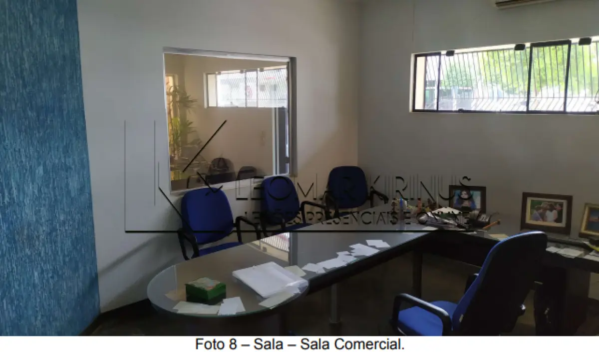 LOTE 000 - PRÉDIO COMERCIAL E RESIDENCIAL