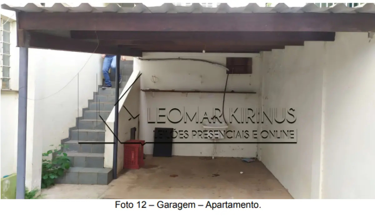 LOTE 000 - PRÉDIO COMERCIAL E RESIDENCIAL