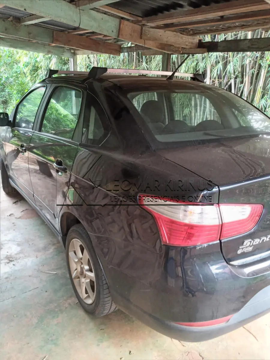 LOTE 001 - FIAT SIENA ATTRACTIV 1.4