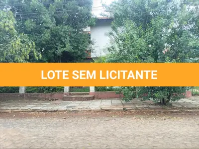 LOTE 001 - IMÓVEL EM TERRENO DE 531M²