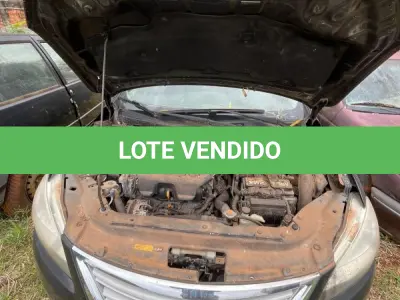 LOTE 001 - NISSAN SENTRA