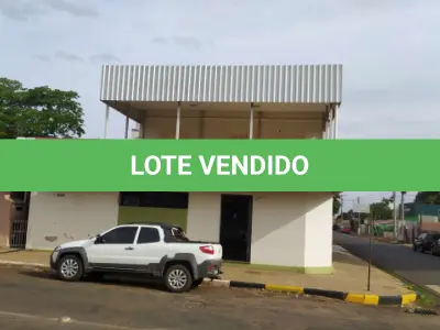 LOTE 000 - PRÉDIO COMERCIAL E RESIDENCIAL