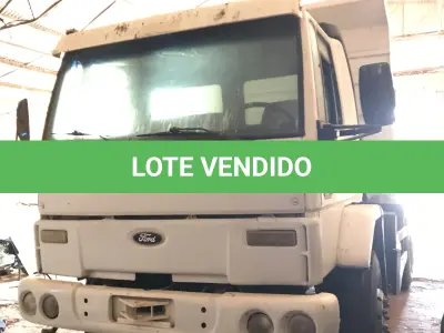 LOTE 001 - FORD CARGO 2425