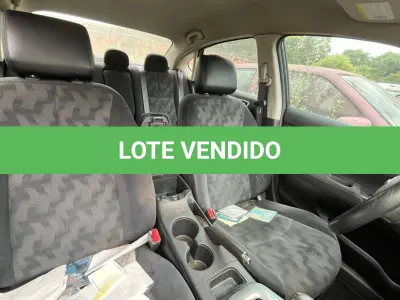 LOTE 001 - NISSAN SENTRA
