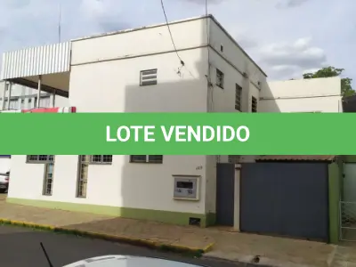 LOTE 000 - PRÉDIO COMERCIAL E RESIDENCIAL