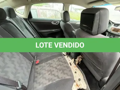 LOTE 001 - NISSAN SENTRA