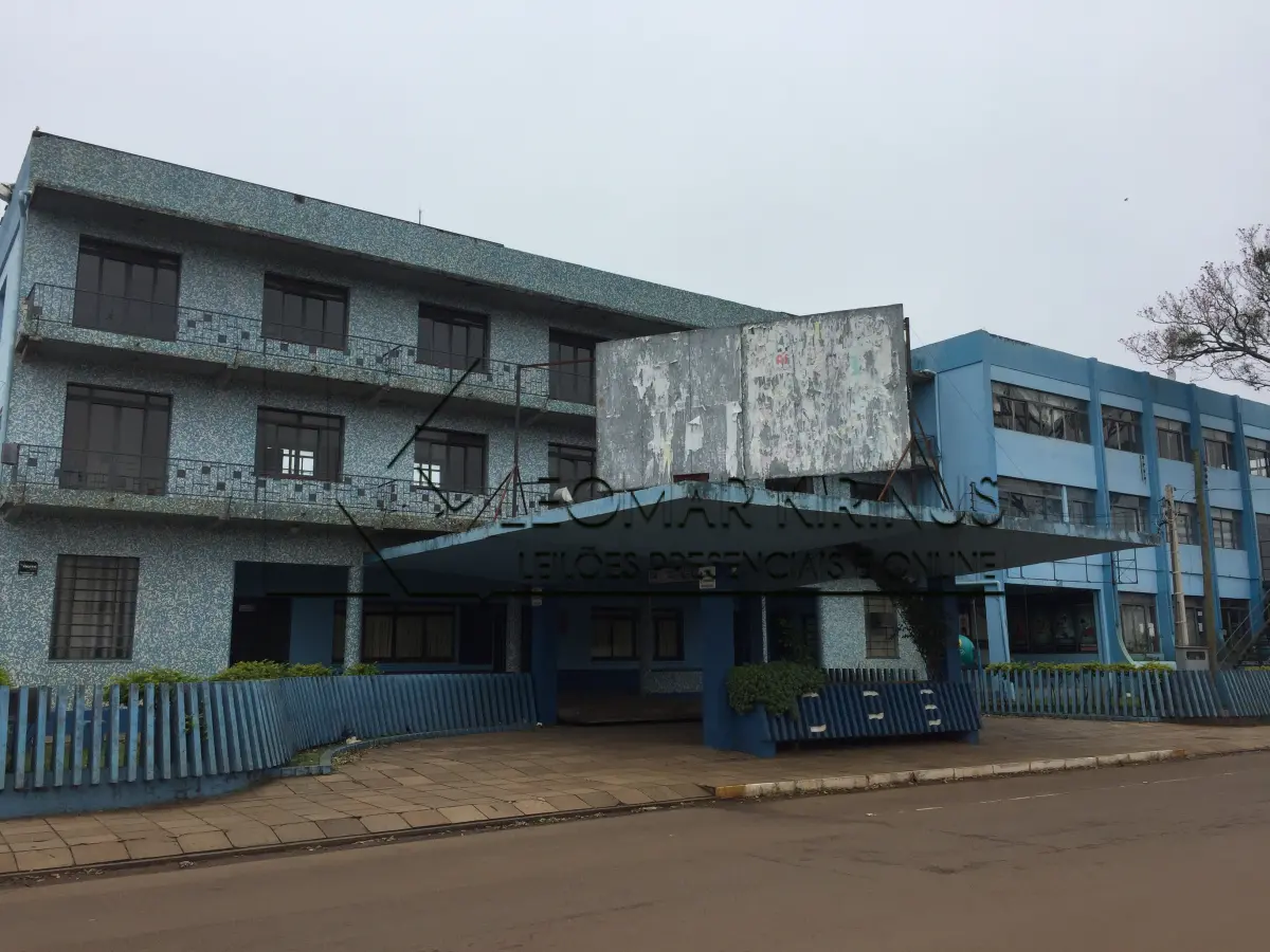 LOTE 001 - IMÓVEL COMERCIAL - SEDE DE CLUBE SOCIAL