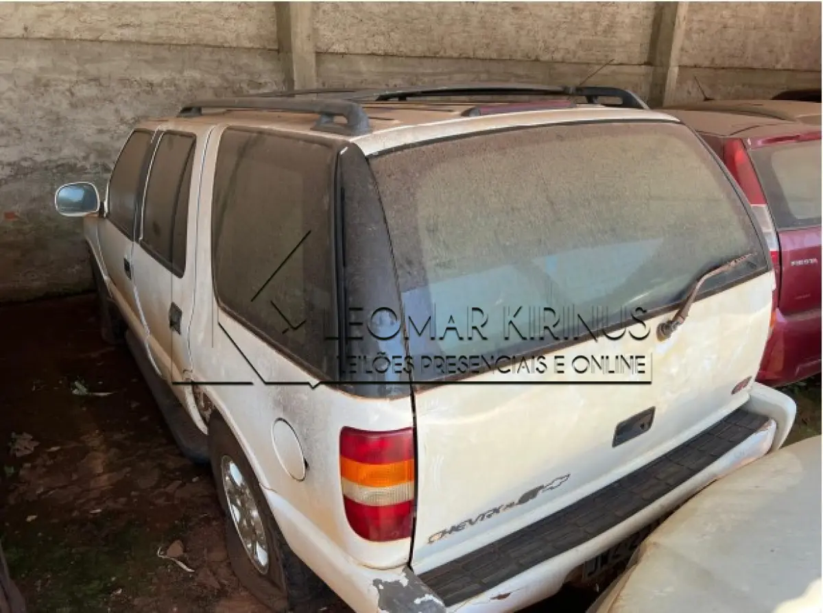 LOTE 001 - CHEVROLET BLAZER DLX