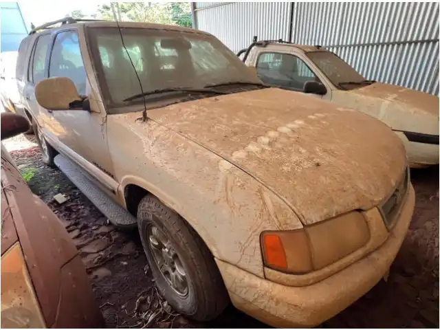 CHEVROLET BLAZER