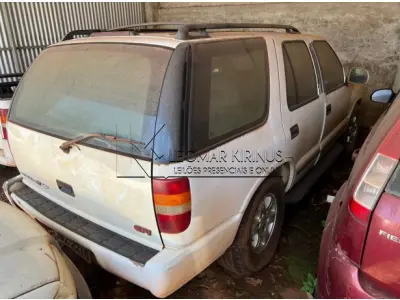 LOTE 001 - CHEVROLET BLAZER DLX