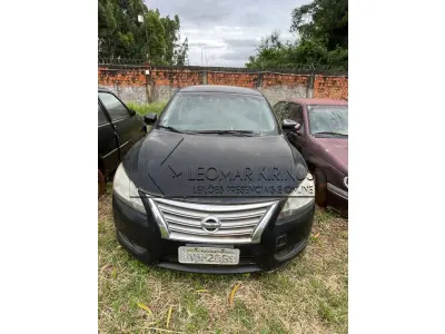 LOTE 001 - NISSAN SENTRA