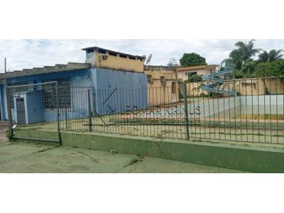 LOTE 000 - IMÓVEL EM TERRENO COM 4.391,51M²