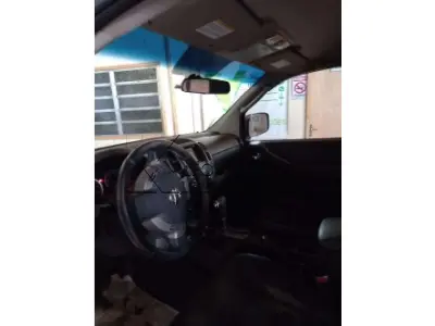 LOTE 000 - NISSAN FRONTIER SL 4X4
