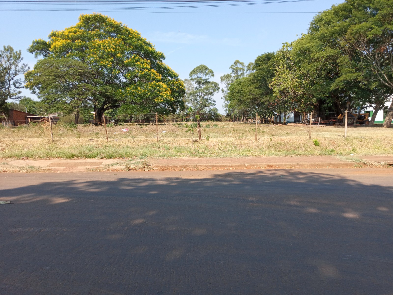 TERRENO COM ÁREA DE 3.499,78M²