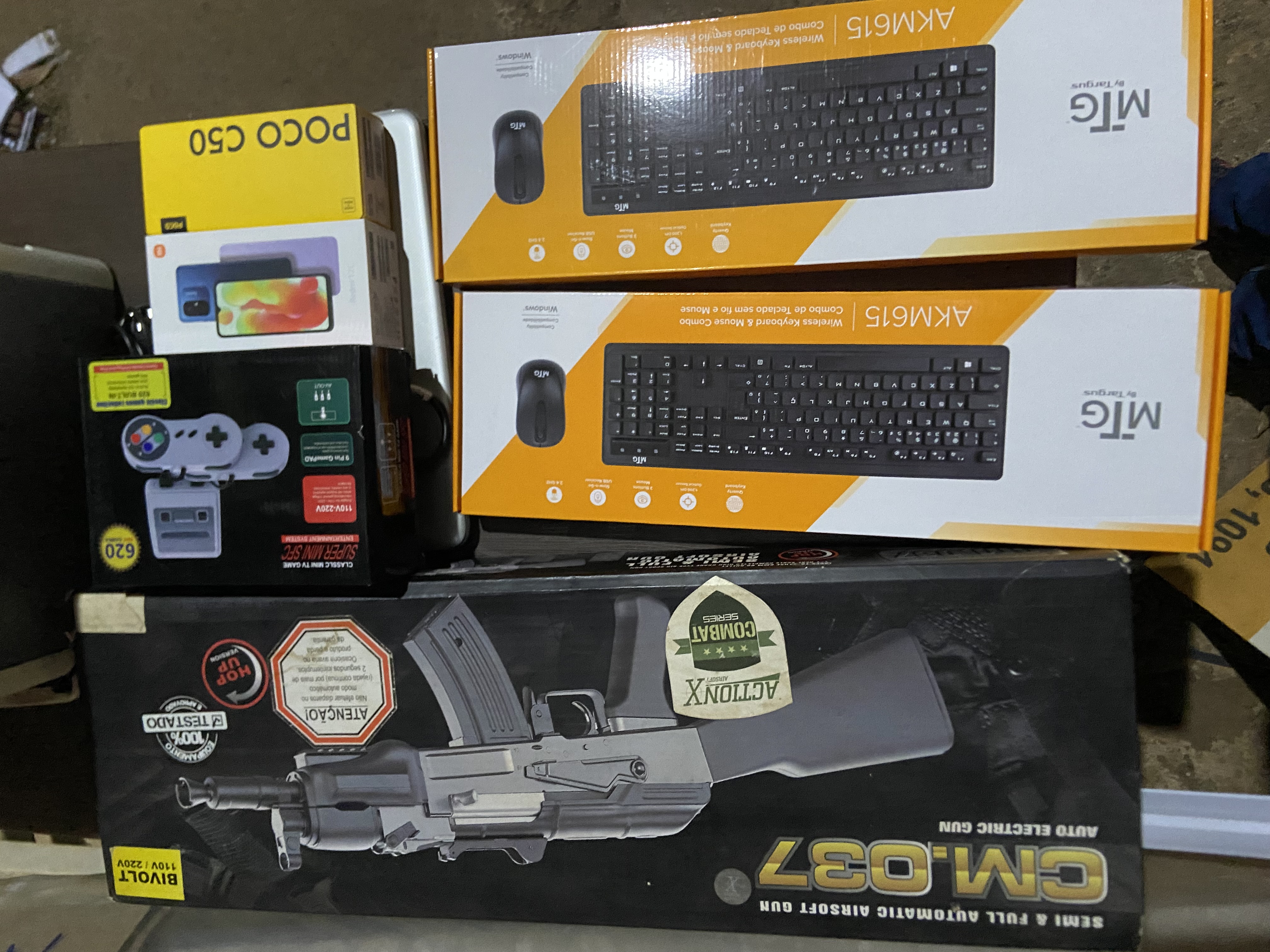 EQUIPAMENTOS ELETRÔNICOS